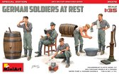 1:35 MiniArt 35378 German Soldiers at Rest - Special Edition Plastic Modelbouwpakket