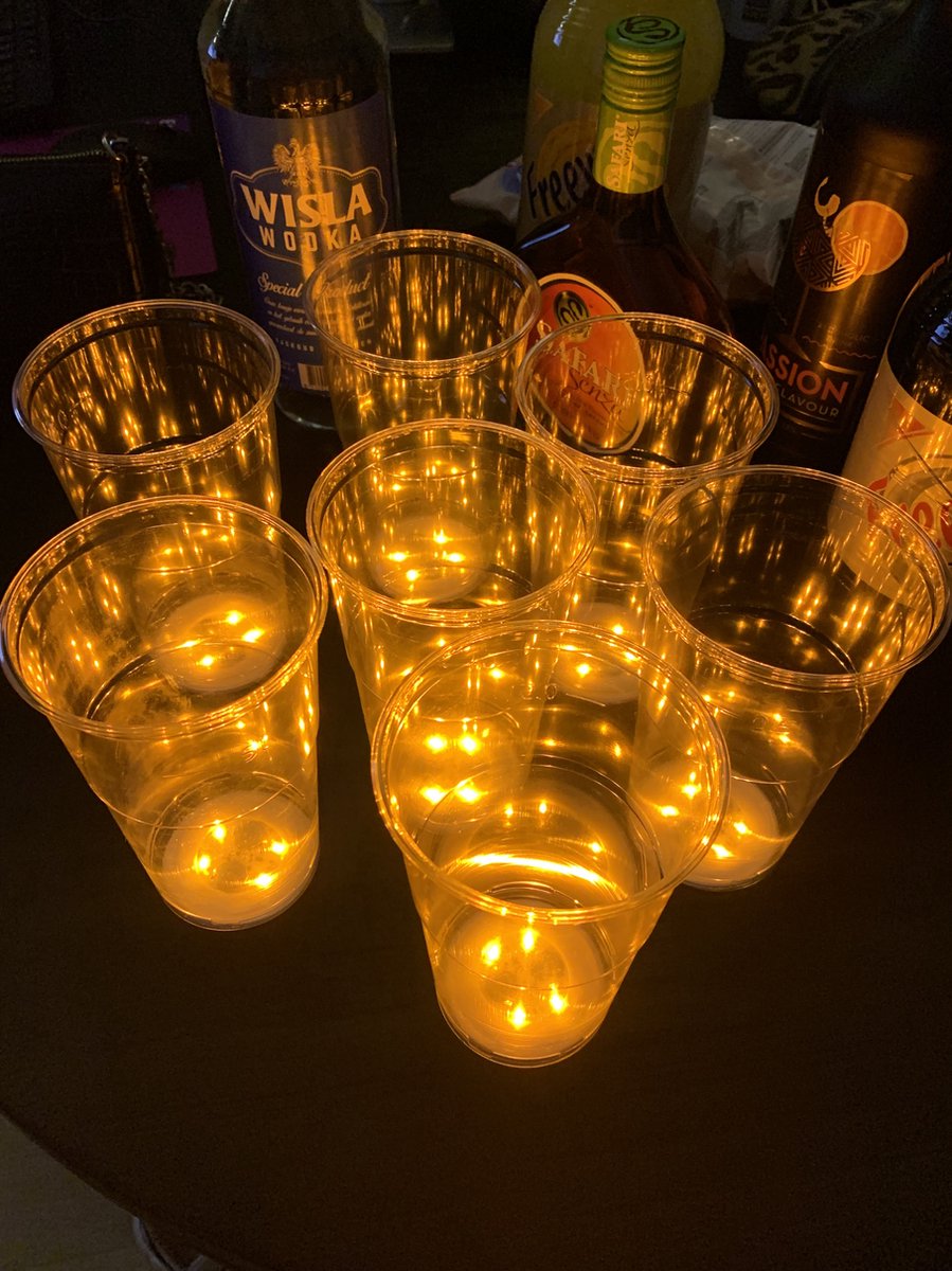 Megatopper - Oranje WK Zelfklevende LED-onderzetters voor glazen en flessen - Oranje Bier - Oranje Glas - WK lichtgevend - Feest - Sfeerverlichting