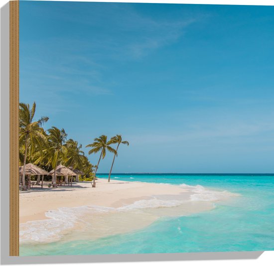 WallClassics - Hout - Tropisch Strand met Palmbomen - 50x50 cm - 12 mm dik - Foto op Hout (Met Ophangsysteem)