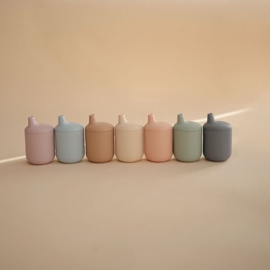 Mushie - Siliconen Tuitbeker - Sippy Cups - Blush van Mushie — afbeelding 4