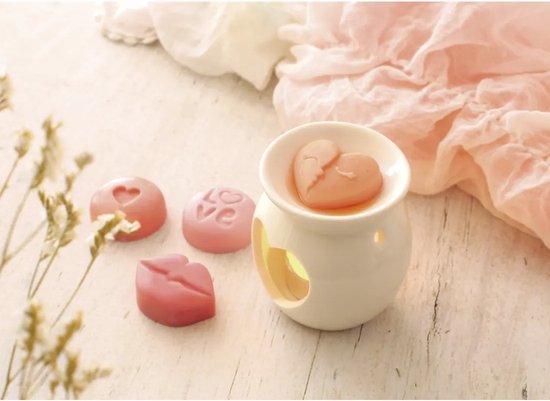 Cubes parfumés Moule à couler 4x4x1,5 cm Love 4 pièces