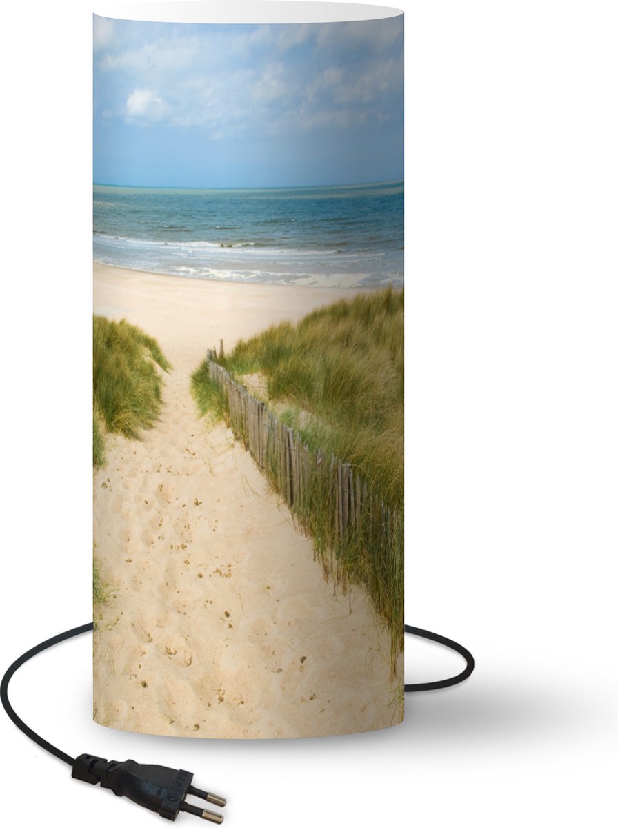 Lamp - Nachtlampje - Tafellamp slaapkamer - Strand - Zee - Duin - België - 70 cm hoog - Ø29.6 cm - Inclusief LED lamp