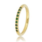 Fijne aanschuifring goud met groene steentjes - Smalle en fijne ring met groene zirkonia steentjes - Met luxe cadeauverpakking