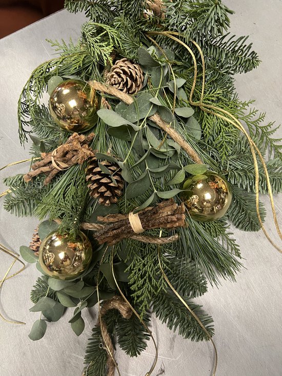 DDHS 48 Inch Kerstkrans met 200 Lichtjes - 1 stuk | Kerst