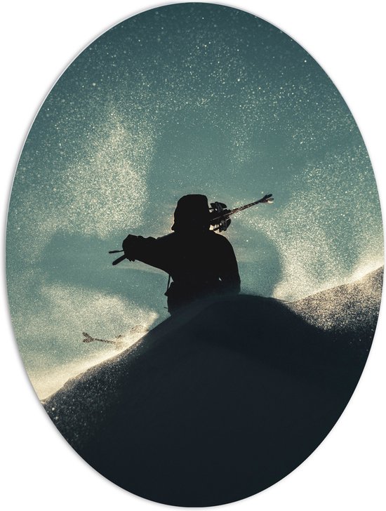 WallClassics - Plaque Ovale en Mousse PVC - Silhouette de Skieur dans Paysage - 60x80 cm Photo sur Ovale (Avec Système d'accrochage)