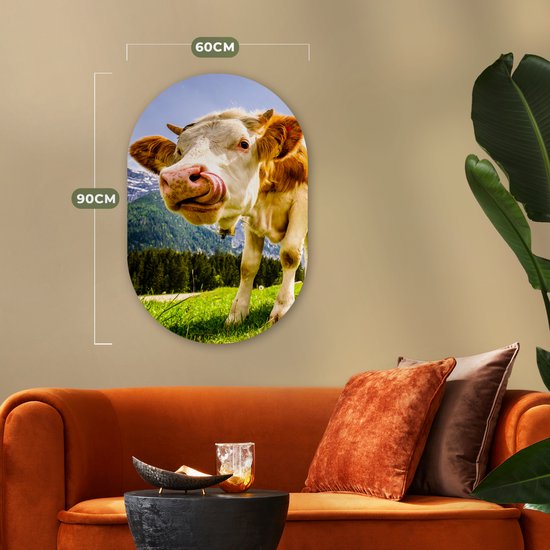 Wall Oval - Décoration murale Plastique - Peinture Ovale - Vaches - Montagnes - Herbe - Paysage - 60x90 cm - Forme Miroir Ovale sur Plastique