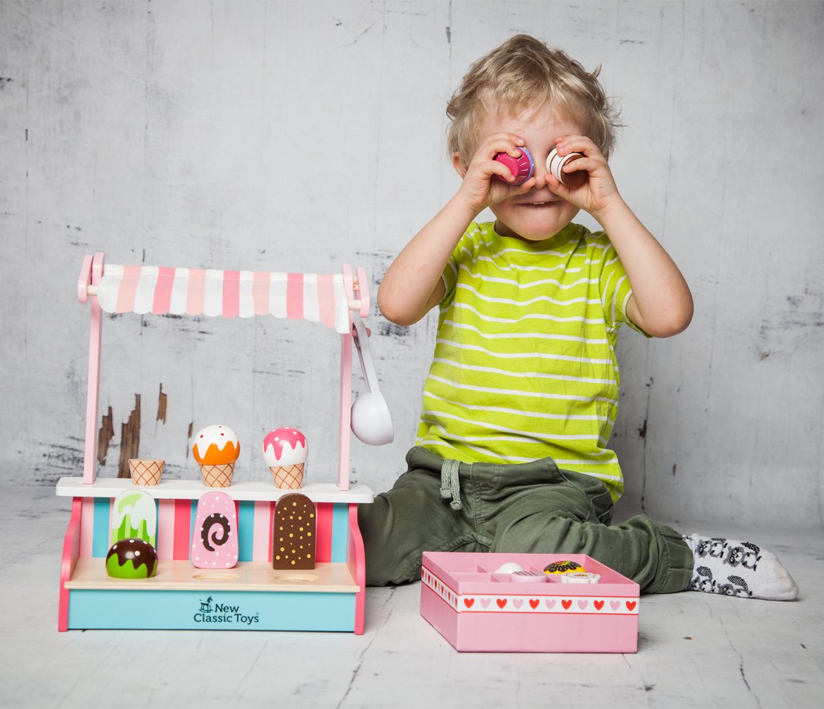 New Classic Toys® Speelgoedwinkeltje IJskraam Inclusief Accessoires — afbeelding 8
