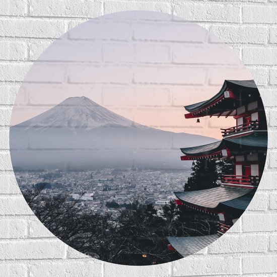 WallClassics - Muursticker Cirkel - Chureito Pagoda - Japan - 90x90 cm Foto op Muursticker
