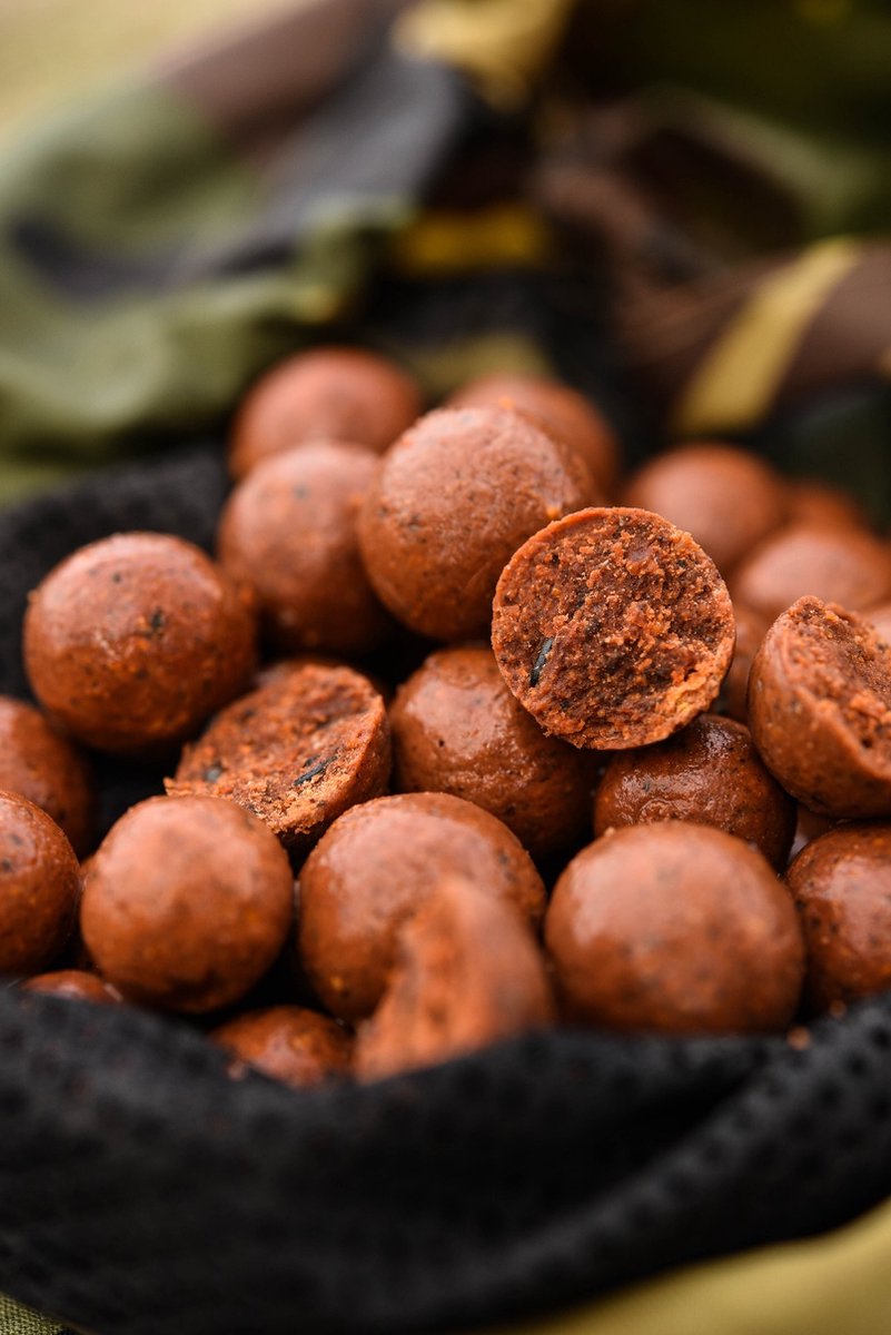 CC Moore Pacific Tuna - 18mm - 1kg - Boilies - Rood