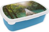 Broodtrommel Blauw - Lunchbox - Brooddoos - Jungle - Water - Brug - Natuur - Planten - 18x12x6 cm - Kinderen - Jongen
