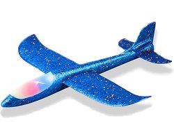 foto van Tozy Zweefvliegtuig Met Verlichting XL - EXTRA GROOT Wegwerp Vliegtuig Foam - Speelgoed Vliegtuig Blauw - Speelgoed Vliegtuig Kinderen - Buitenspeelgoed - Zweefvliegtuig Speelgoed - Foam Vliegtuig