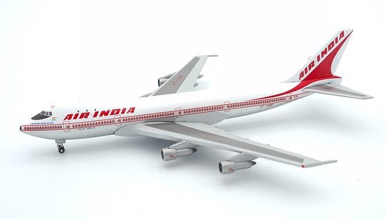 Herpa Boeing vliegtuig 747-200 Air India 50 Y. 747 Intro. Emperor Shahjehan schaal 1:500 lengte 14,1cm