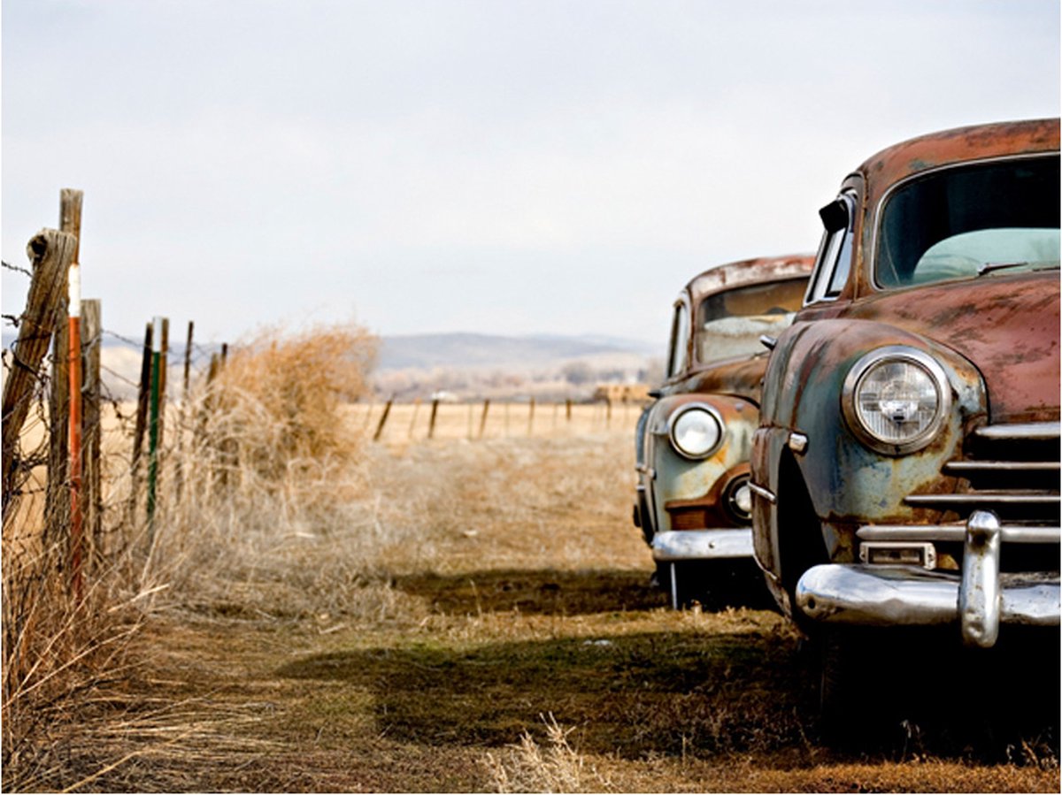 Fotobehang - Twee oude, Amerikaanse auto's.