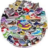 Sneaker Stickers - 50 Stuks - Laptop Stickers - Skate Stickers - Watervaste Stickers - Stickers voor Kinderen - Schoenen - Gympen Stickers - Skateboard Sticker - Basketbal - Stoere Stickers - Sneakers - Stickervel - Jongens - Meisjes