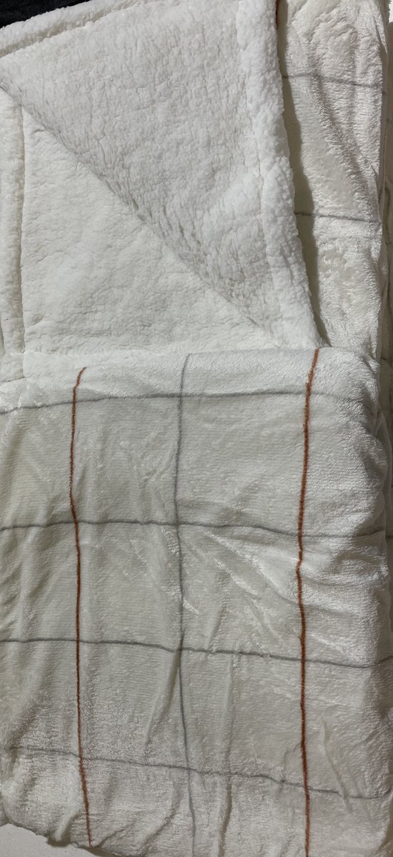 leuke warme fleece plaid Fine Stripe ivoor 150 x 200 met extra schaap zijde