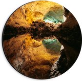 WallClassics - Dibond Muurcirkel - Mooie Grot - Cueva de los Verdes - 20x20 cm Foto op Aluminium Muurcirkel (met ophangsysteem)