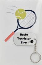 tennis sleutelhanger inclusief kaart - sport cadeau - sporten - Leuk kado voor je sporter om te geven - 2.9 x 5.4CM