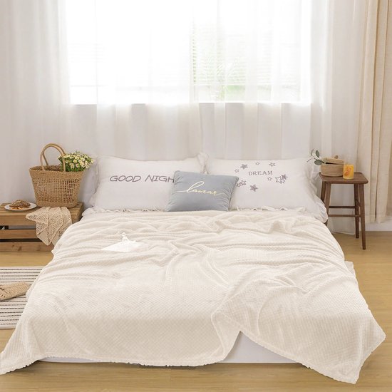 Plaid - Deken - Zacht Dekentje - Voor op de Bank - Voor op Bed - Beige - Flanel Plaid - Deken - Zacht Dekentje - Voor op de Bank - Voor op Bed - Beige - Flanel