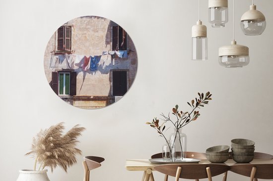 Corde à linge avec vêtements à Rome en Italie Cercle mural aluminium ⌀ 90 cm - impression photo sur cercle mural / cercle vivant / cercle de jardin (décoration murale)