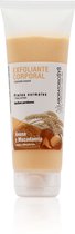 SyS Body Scrub Macadamia & Oats - Mannen & Vrouwen - Diepe Reiniging & Voeding - Normale Huid - 250ml