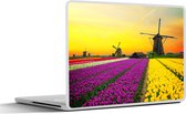 Laptop sticker - 13.3 inch - Windmolen - Tulpen - Bloemen - Lente - 31x22,5cm - Laptopstickers - Laptop skin - Cover
