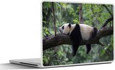 Laptop sticker - 13.3 inch - Panda - Boom - Dieren - Natuur - 31x22,5cm - Laptopstickers - Laptop skin - Cover