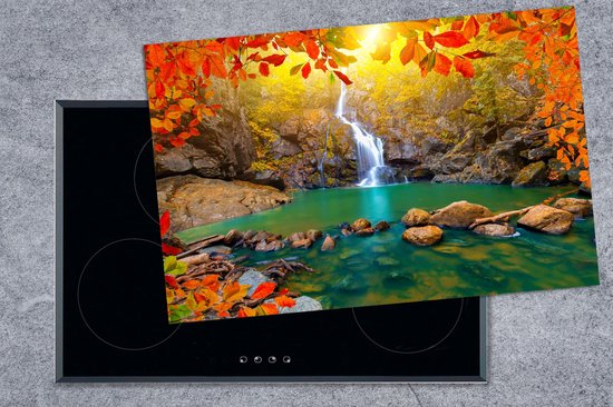 KitchenYeah® Inductie beschermer 80x52 cm - Stenen - Boom - Waterval - Herfst - Rood - Kookplaataccessoires - Afdekplaat voor kookplaat - Inductiebeschermer - Inductiemat - Inductieplaat mat