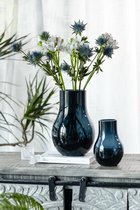 Iconische design vaas - SOLDEN -20% - Belgische merk - grote vaas in luxe kwaliteitsglas - DAVOS 15 - diep blauwe kleur - modern en tijdloos - luxueuze bloemenvaas - interieur decoratie vazen