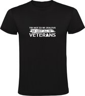 Try not to be jealous, we can't all be Veterans Heren T-Shirt | Leger | Veteraan | Soldaat | Luchtmacht | Landmacht | Marine | Trui | Capuchon | Unisex