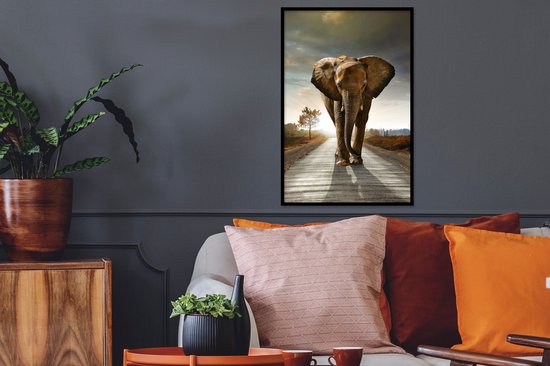 Cadre photo avec affiche - Éléphant - Route - Animaux - Coucher de soleil - Paysage - 40x60 cm - Cadre pour affiche