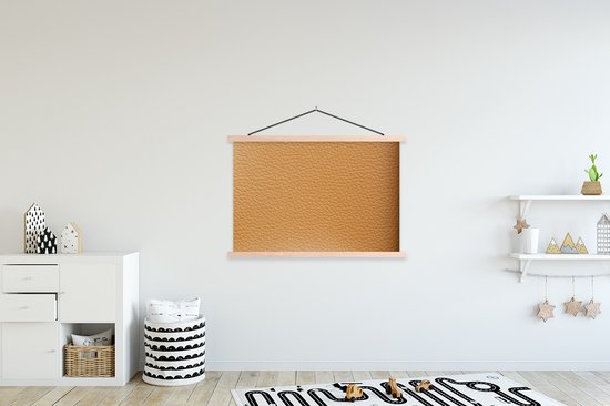 Posterhanger incl. Poster 120x80 cm - Schoolplaat - Leer - Structuur - Lederlook - Oranje - Textielposter - Blanke latten