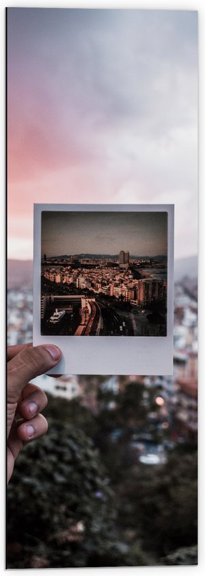 WallClassics - Dibond - Polaroid Foto van de Stad - 40x120 cm Foto op Aluminium (Met Ophangsysteem)