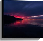 WallClassics - Canvas  - Roze Lucht boven Zee - 40x40 cm Foto op Canvas Schilderij (Wanddecoratie op Canvas)