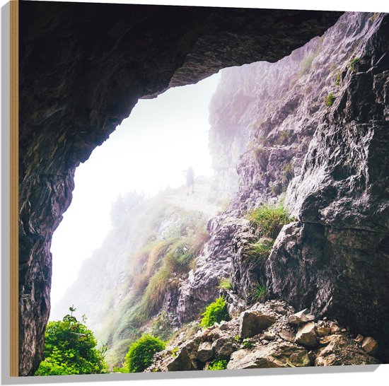 WallClassics - Hout - Mist op de Berg - 80x80 cm - 12 mm dik - Foto op Hout (Met Ophangsysteem)