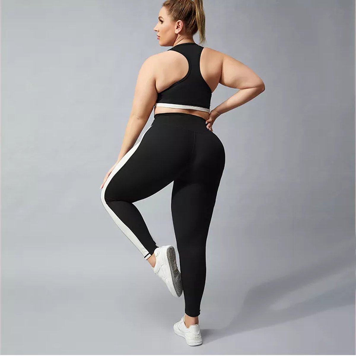 SVI Sportkleding Set Plus Size Top En Legging Yoga Set Fitness svi-sportkleding-set-plus-size-top-en-legging-yoga-set-fitness