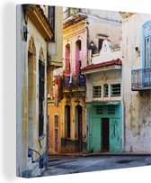 Canvas Schilderij Kleurrijke straat in Cuba - 50x50 cm - Wanddecoratie