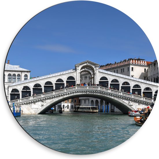 Dibond Muurcirkel - Blauwe Lucht boven Rialto Brug in Venetië, Italië - 50x50 cm Foto op Aluminium Muurcirkel (met ophangsysteem)