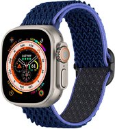 iMoshion Bandje Geschikt voor Apple Watch Bandje Series 1 / 2 / 3 / 4 / 5 / 6 / 7 / 8 / 9 / SE / Ultra (2) - 42 / 44 / 45 / 49 mm - iMoshion Elastisch nylon band - Donkerblauw