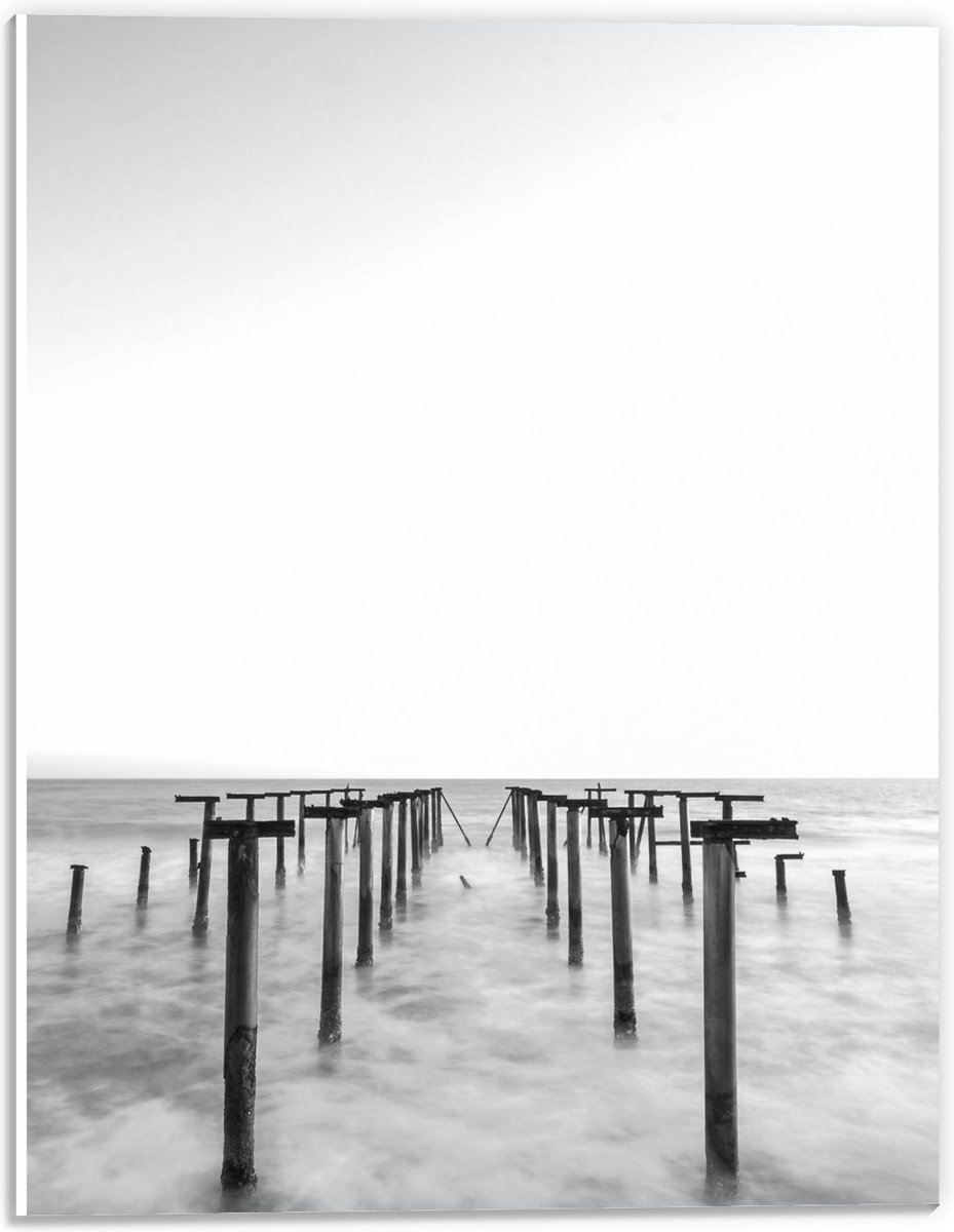 PVC Schuimplaat- Rij Palen in de Zee - 30x40 cm Foto op PVC Schuimplaat