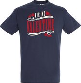 T-shirt Kiss Me Valentine | valentijn cadeautje voor hem haar | valentijn | valentijnsdag cadeau | Navy | maat 3XL