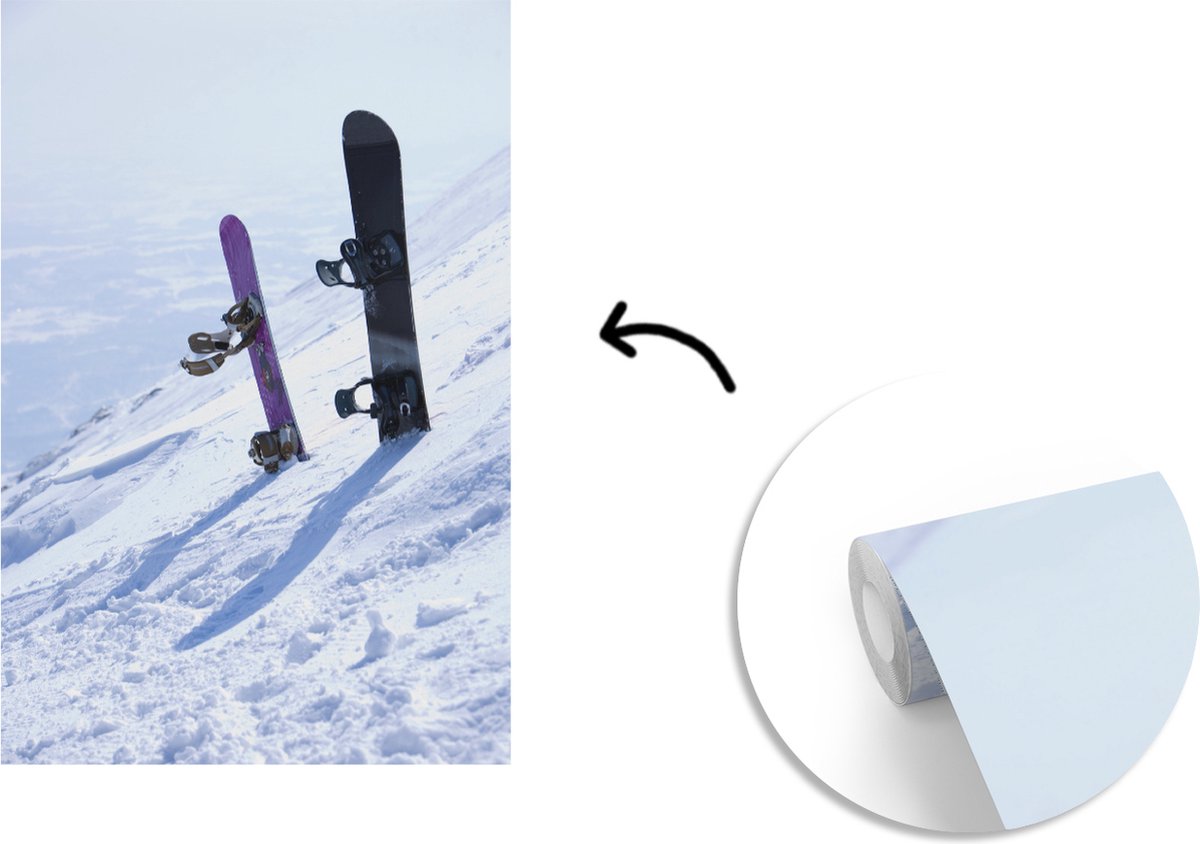 Behang - Fotobehang Twee snowboards staan in een dik pak sneeuw rechtovereind - Breedte 190 cm x hoogte 280 cm