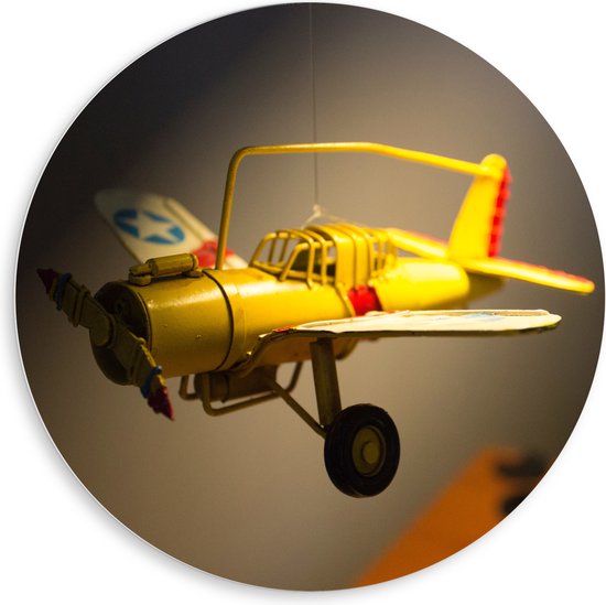 WallClassics - PVC Schuimplaat Muurcirkel - Geel Kinderspeelgoed Vliegtuigje Zwevend in Kinderkamer - 80x80 cm Foto op Muurcirkel (met ophangsysteem)
