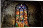 WallClassics - Acrylglas - Glas-in-lood Raam in de Notre-Dame Kerk - 75x50 cm Foto op Acrylglas (Met Ophangsysteem)