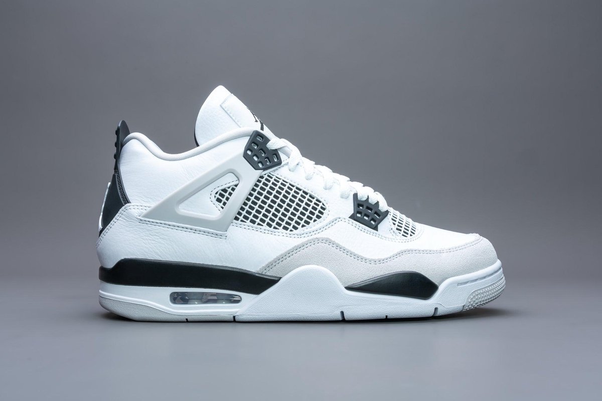 Air Jordan 4 Retro Military Black DH6927-111 Maat 48.5 ZWART Schoenen |  bol.com