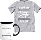 Vintage Legend Sinds 1974 - verjaardag en feest cadeau - Kado tip - T-Shirt met mok - Unisex - Donker Grijs - Gemêleerd - Maat XL