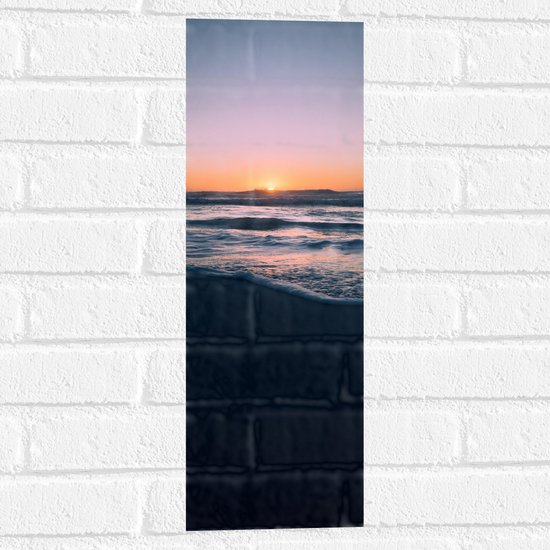 Muursticker - Ondergaande Zon bij de Zee - 20x60 cm Foto op Muursticker