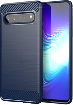 Cadorabo Hoesje geschikt voor Samsung Galaxy S10 5G in BRUSHED BLAUW - Beschermhoes van flexibel TPU siliconen in roestvrij staal-carbonvezel look Case Cover