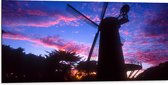 WallClassics - Dibond - Silhouet van Grote Molen onder Donkere Zonsondergang - 100x50 cm Foto op Aluminium (Met Ophangsysteem)
