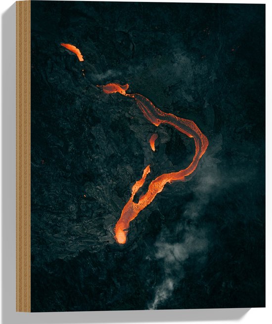 WallClassics - Hout - Kronkelvormige Lava op Vulkaan - 30x40 cm - 9 mm dik - Foto op Hout (Met Ophangsysteem)