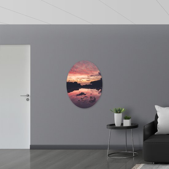 WallClassics - Dibond Oval - Klein Lac face à l'Océan Pacifique au Soleil Couchant - 72x96 cm Photo sur Ovale (avec système d'accrochage)